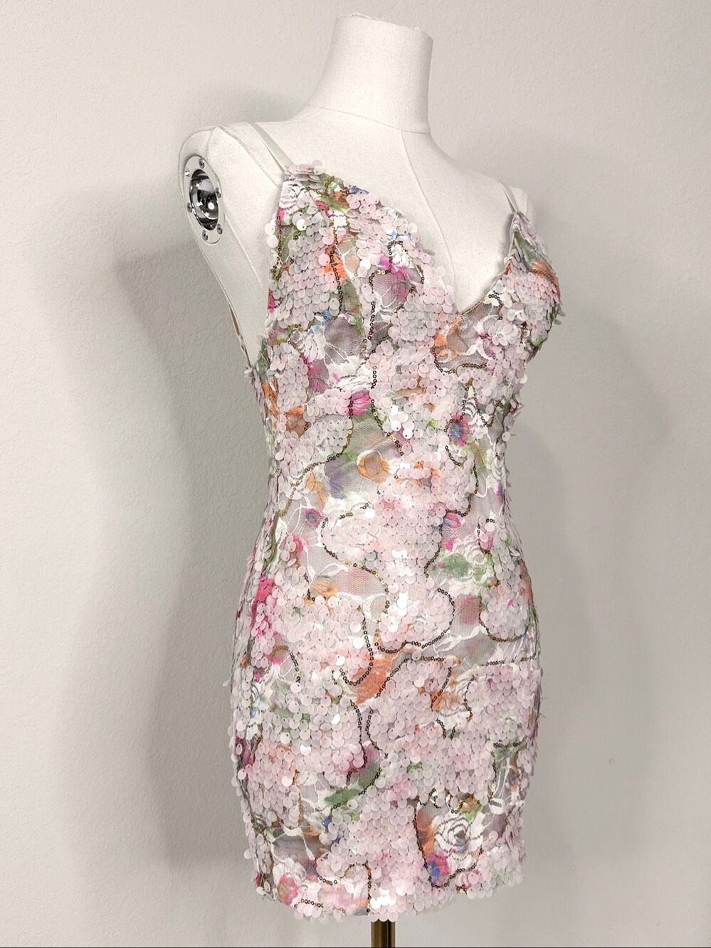 Bella Barnett Floral Sequin Bodycon Mini Dress XS Blush Cocktail Party Date HoCo - Picture 13 of 16